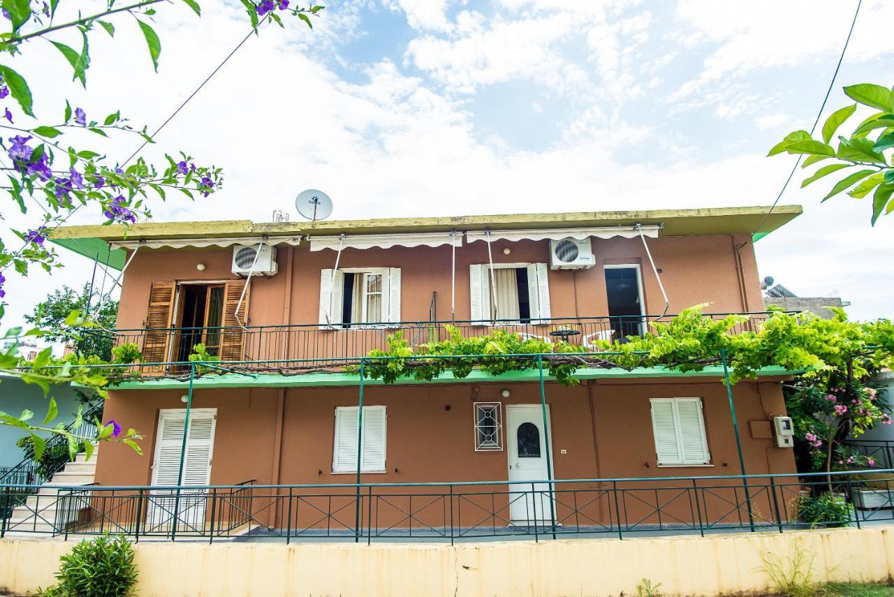 The Grapevine Rooms Poros  Exterior photo