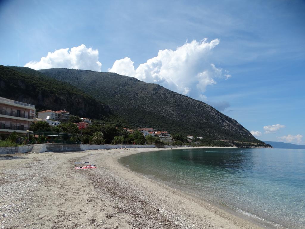 The Grapevine Rooms Poros  Exterior photo
